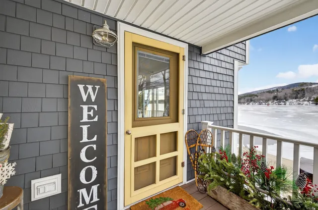 $1,800,000 | 195 East Side Drive, Alton, NH 03810