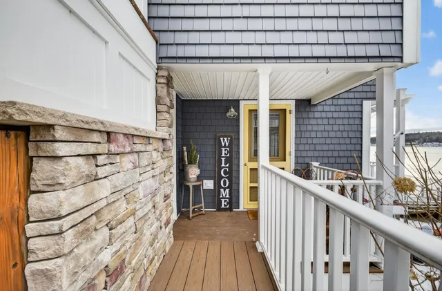 $1,800,000 | 195 East Side Drive, Alton, NH 03810