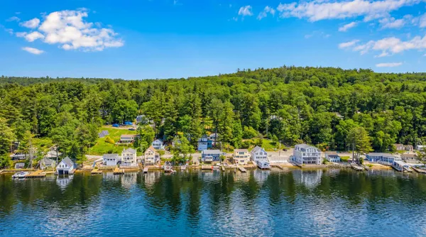 $1,690,000 | 195 East Side Drive, Alton, NH 03810