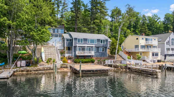 $1,690,000 | 195 East Side Drive, Alton, NH 03810
