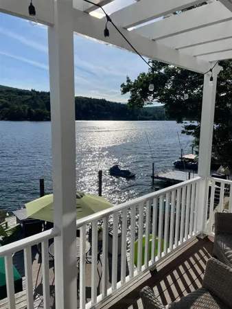 $1,690,000 | 195 East Side Drive, Alton, NH 03810