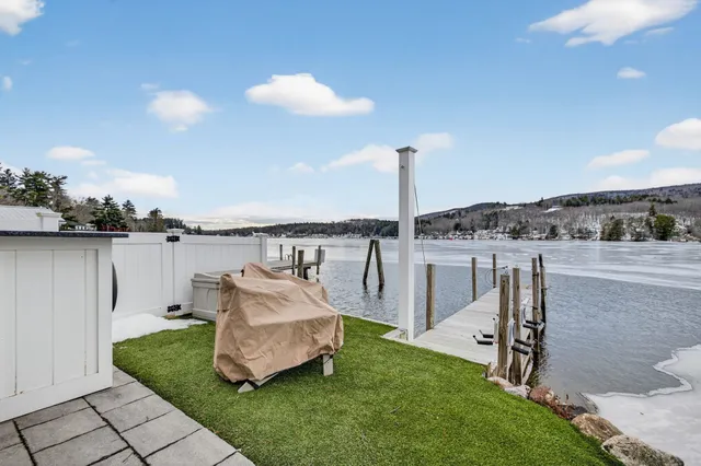 $1,800,000 | 195 East Side Drive, Alton, NH 03810