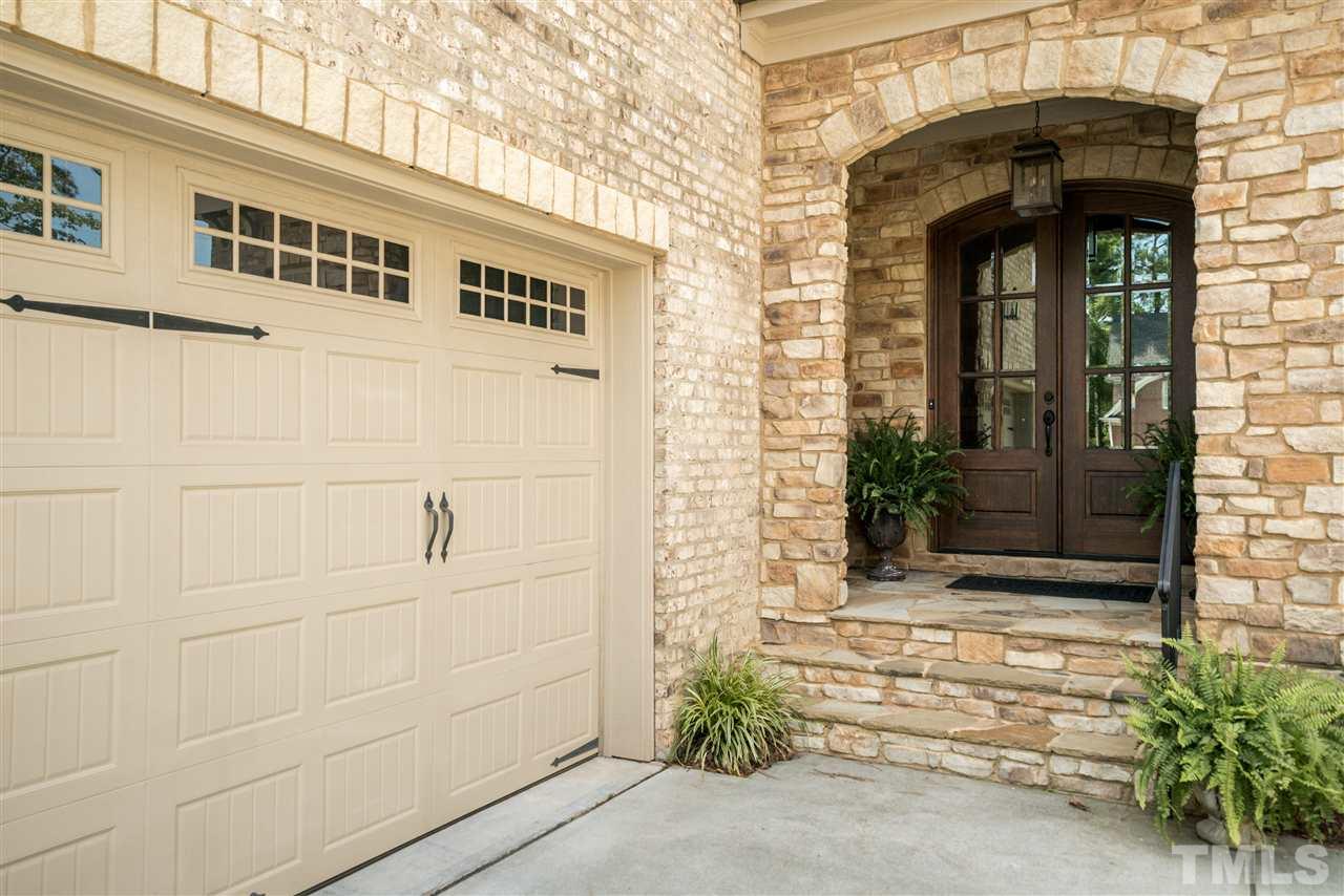 2105 Tulare Court Raleigh, NC 27612 - Photo 2 of 24 Gallery Image 2