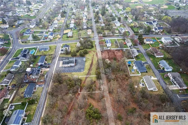 $150,000 | 192 Hillcrest Avenue, Somerset, NJ 08873