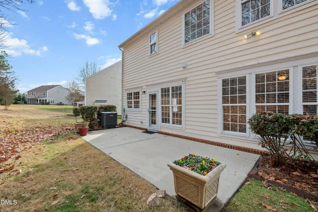 $535,000 | 3314 Chrysanthemum Way, Raleigh, NC 27614