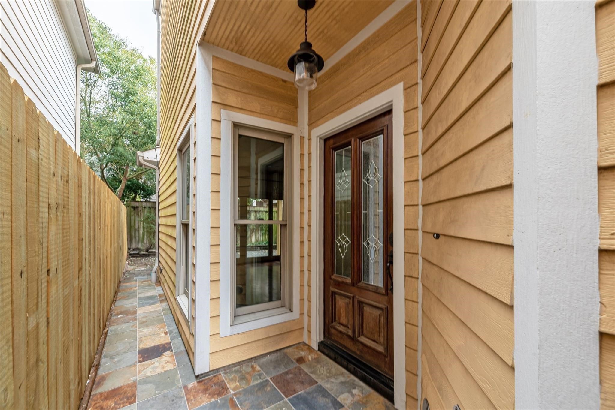 1324 Prince Street Houston, TX 77008 - Photo 2 of 26 a view of a entryway door front of house
