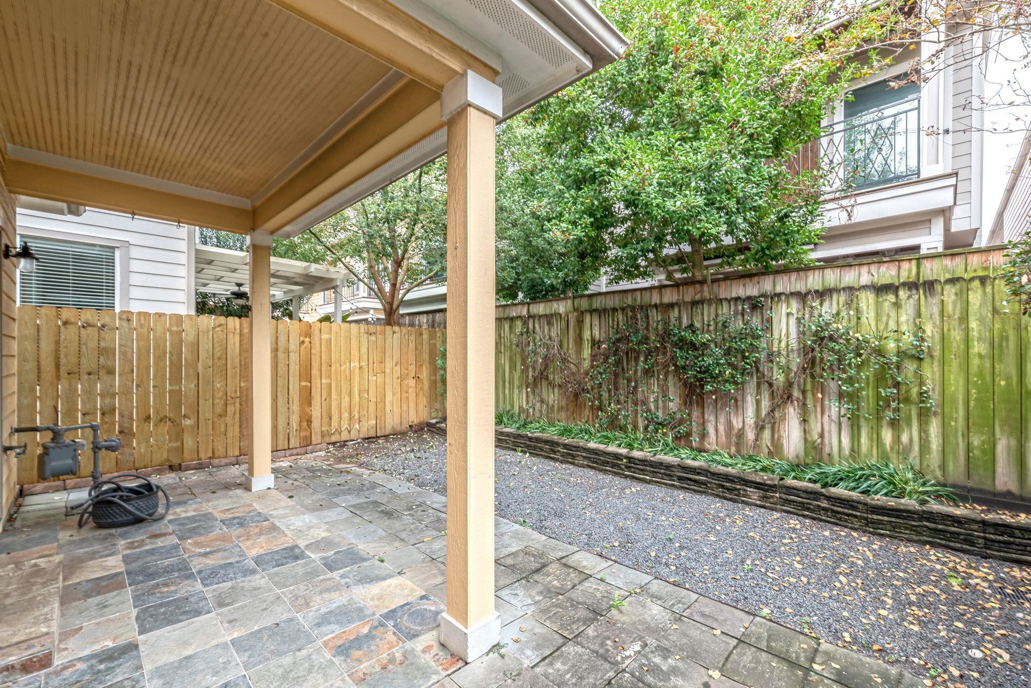 1324 Prince Street Houston, TX 77008 - Photo 24 of 26 a view of a wrought iron stairs