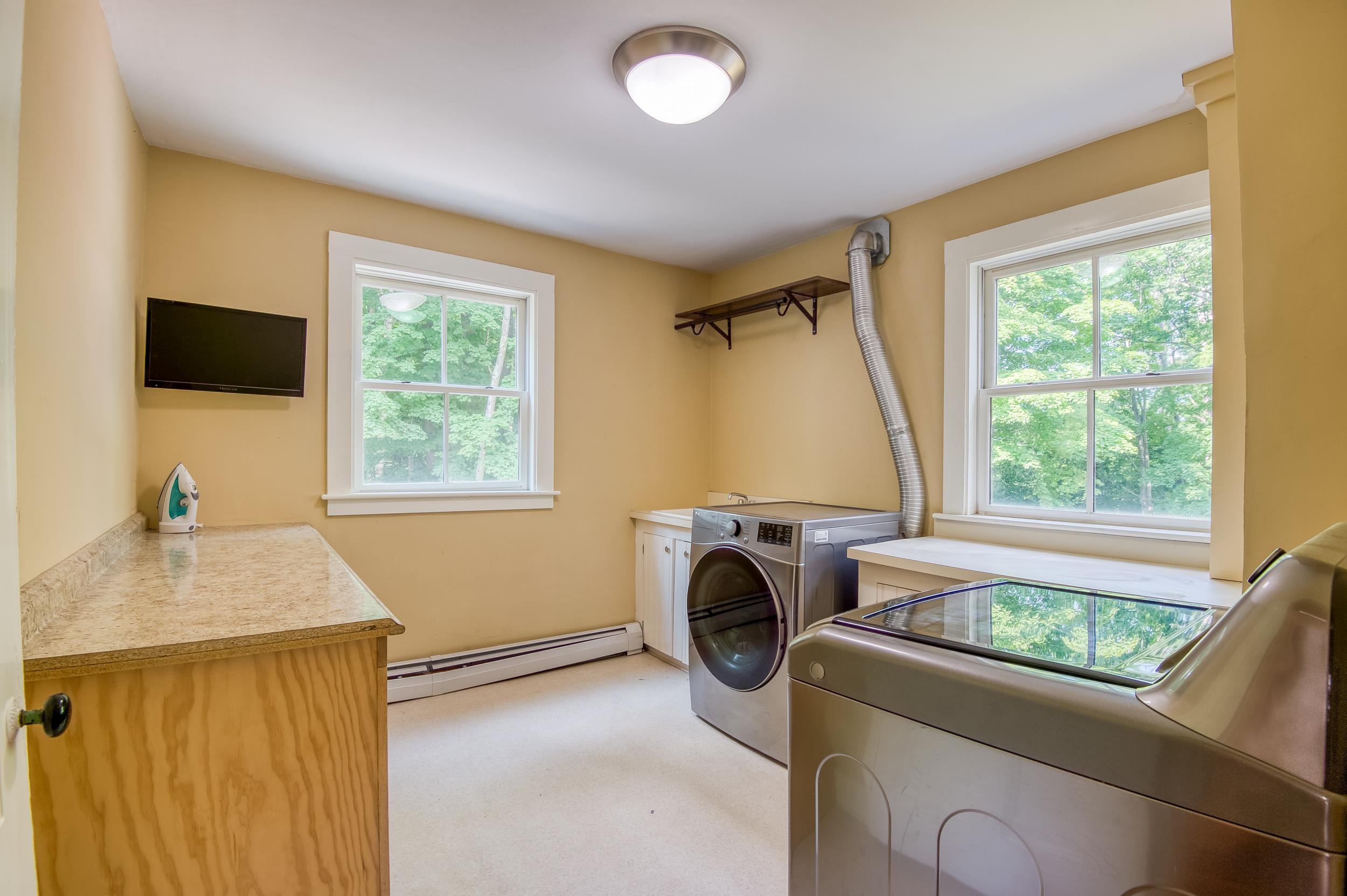 49 Neighbors Row Conway, NH 03860 - Photo 26 of 48