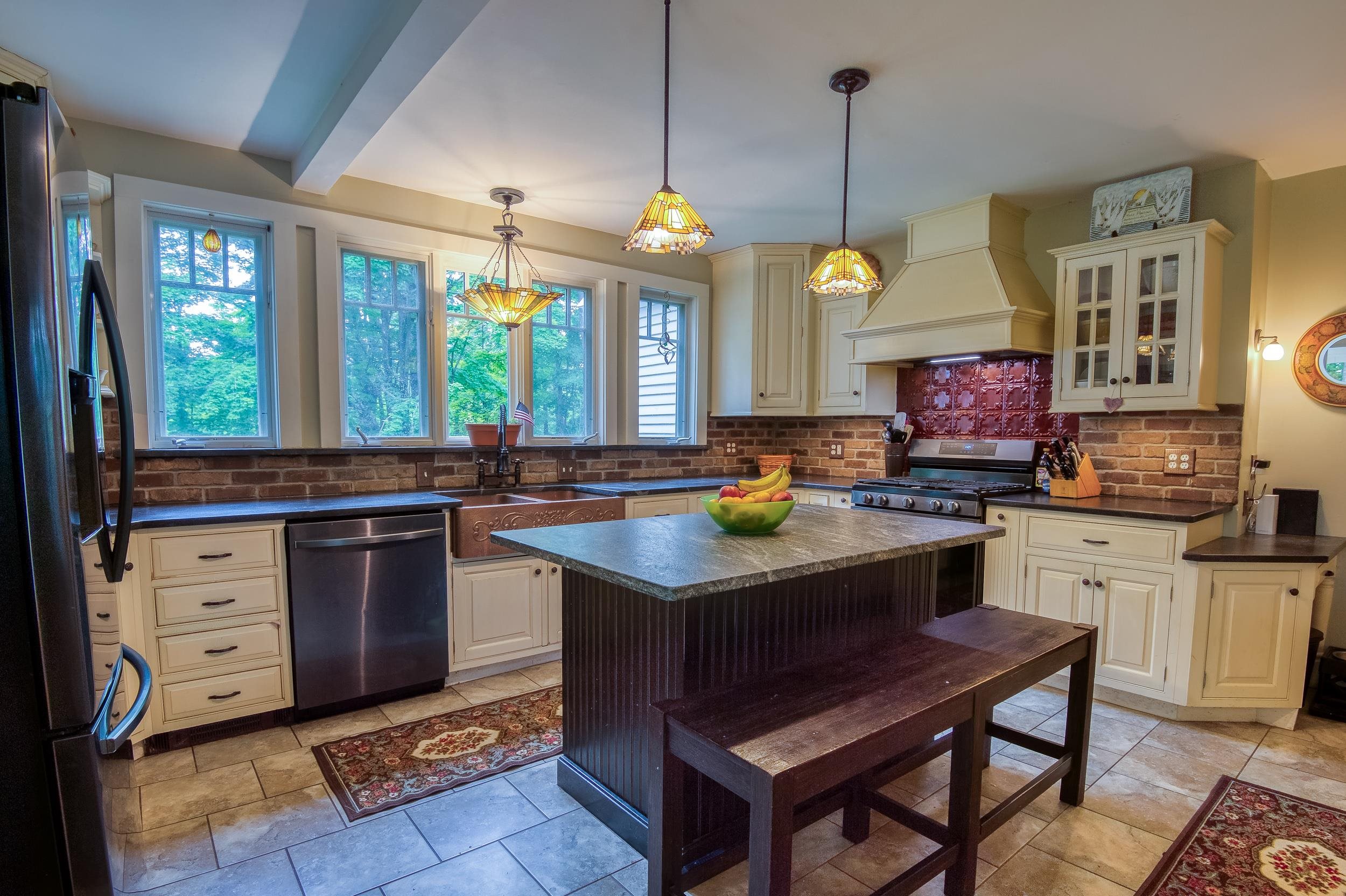 49 Neighbors Row Conway, NH 03860 - Photo 3 of 48