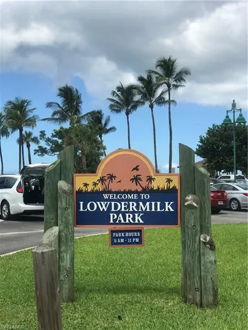 $9,000 | 1200 Gulf Shore Boulevard North, Unit 404, Naples, FL 34102