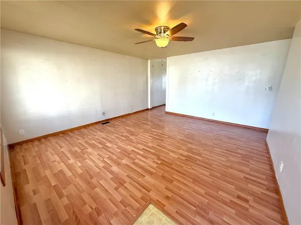 $149,000 | 720 West Cooper Street, Maryville, MO 64468