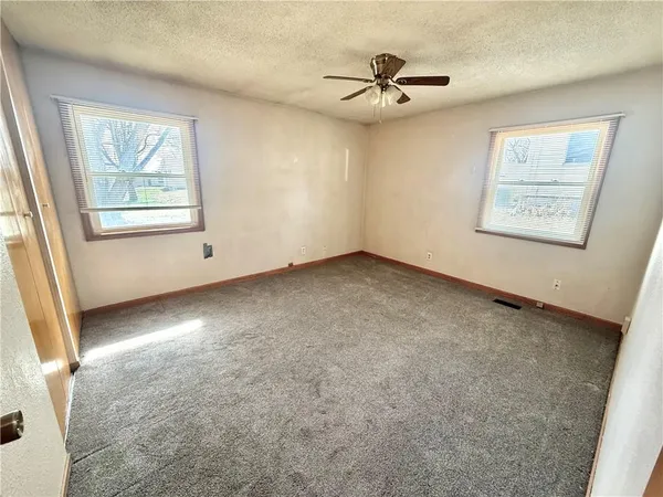 $149,000 | 720 West Cooper Street, Maryville, MO 64468