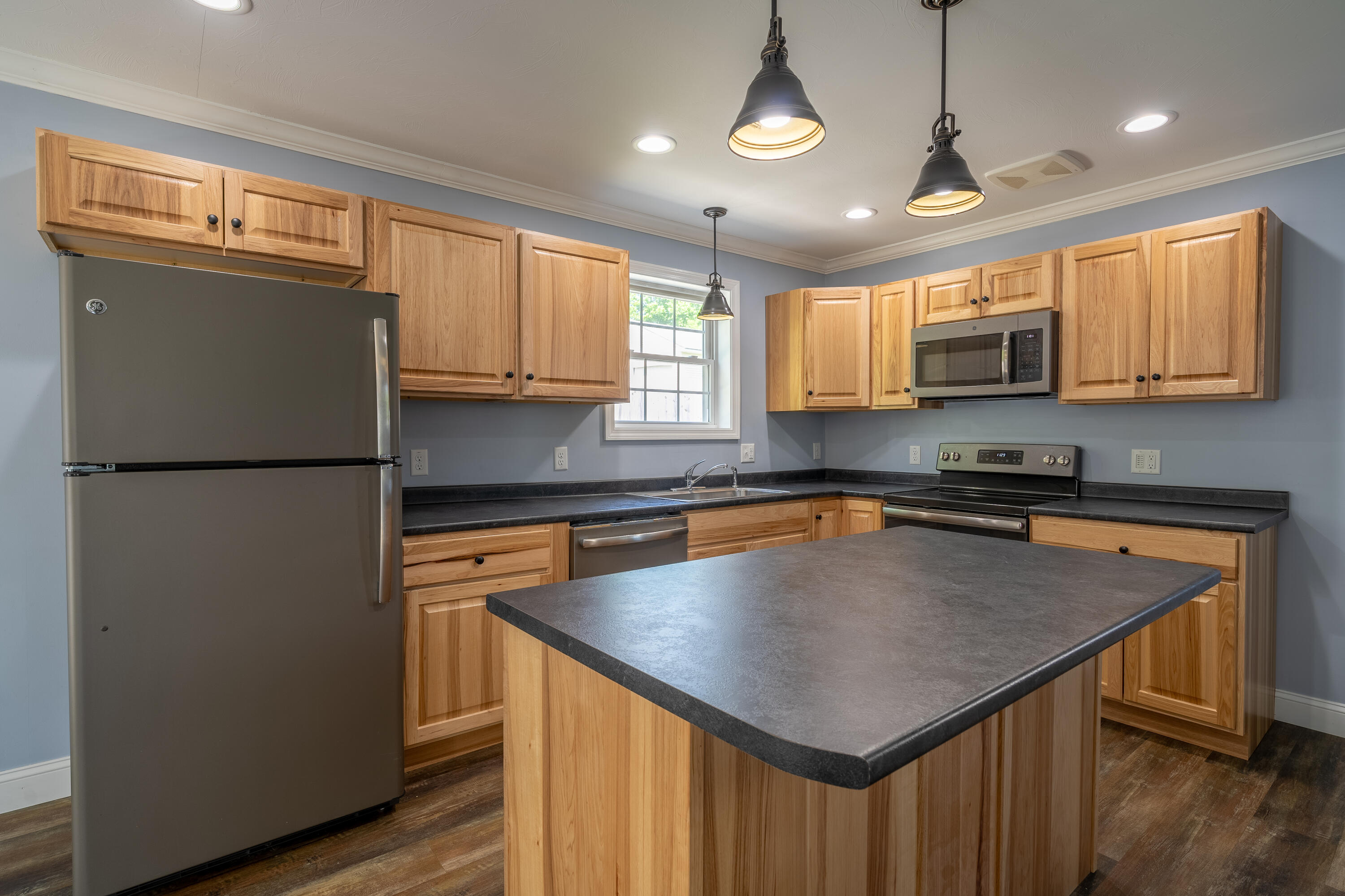 20 Ellis Court Bangor, ME 04401 - Photo 3 of 33 20Ellis-6