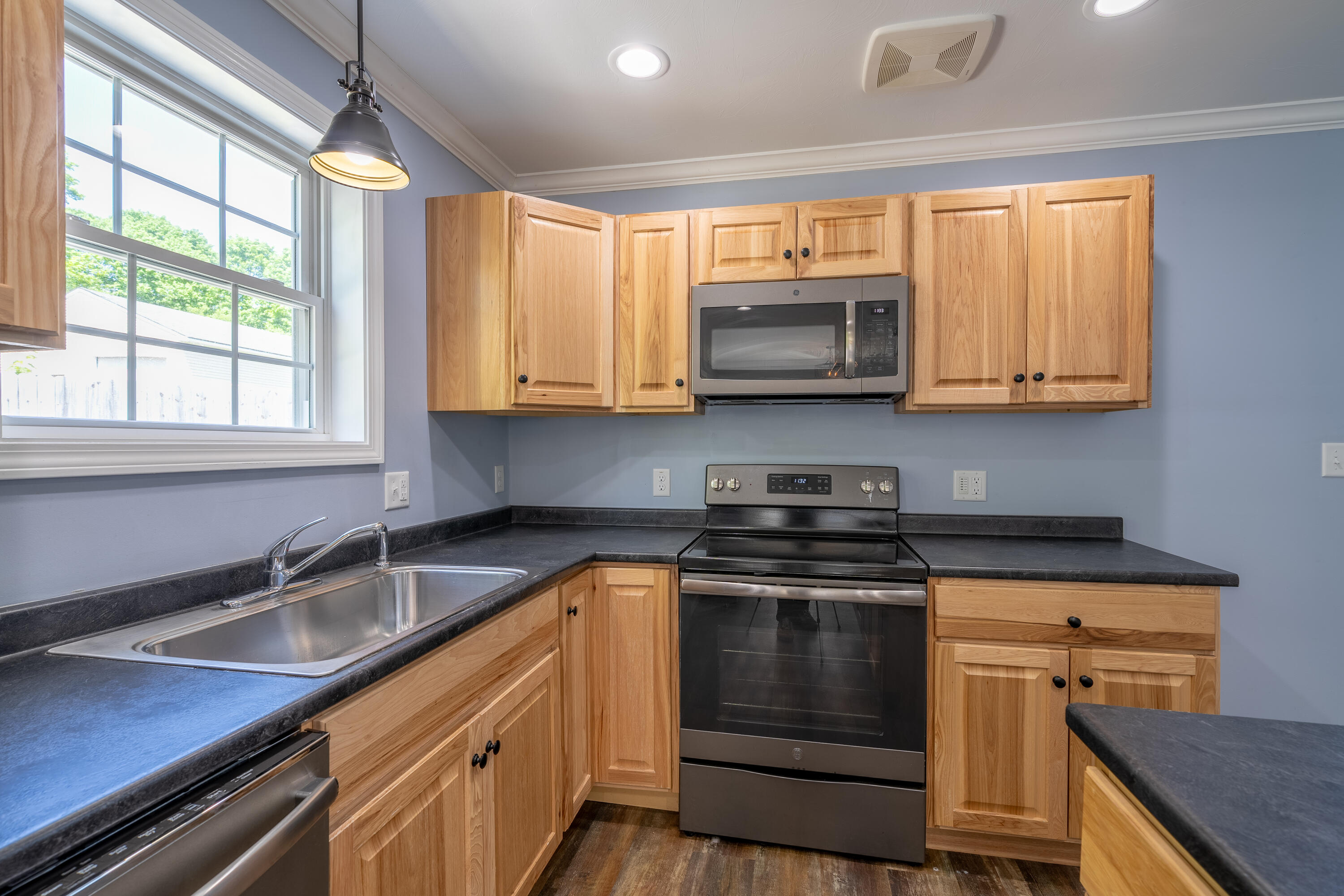 20 Ellis Court Bangor, ME 04401 - Photo 8 of 33 20Ellis-10