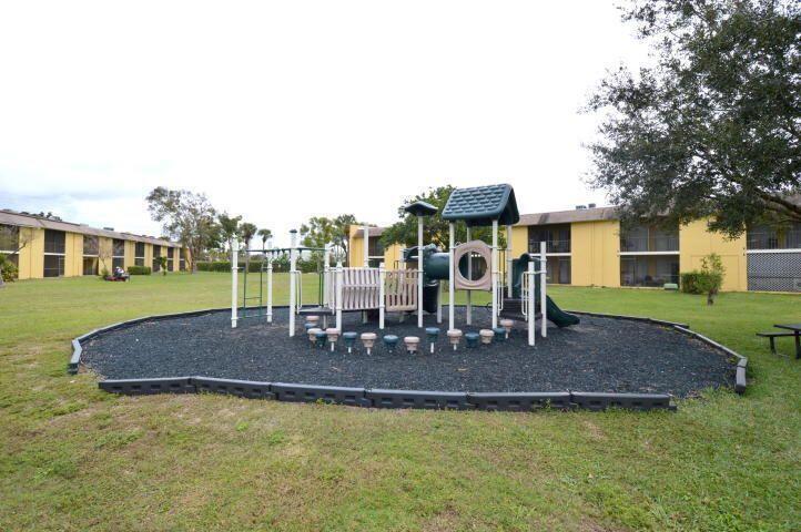 709 Meadows Circle Boynton Beach, FL 33436 - Photo 17 of 24 play