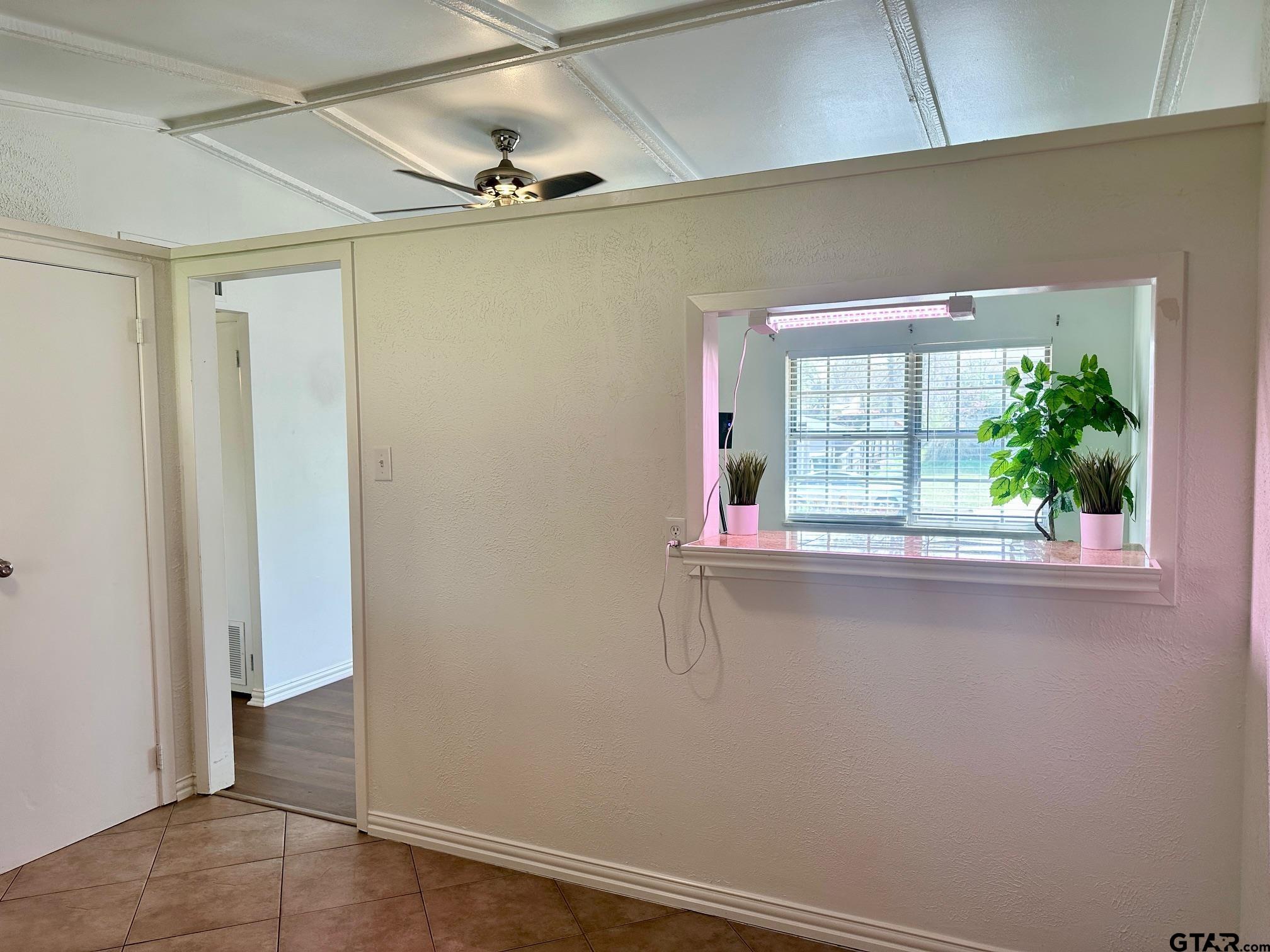 2412 East Devine Street Tyler, TX 75701 - Photo 11 of 27 a view of a window in an empty room