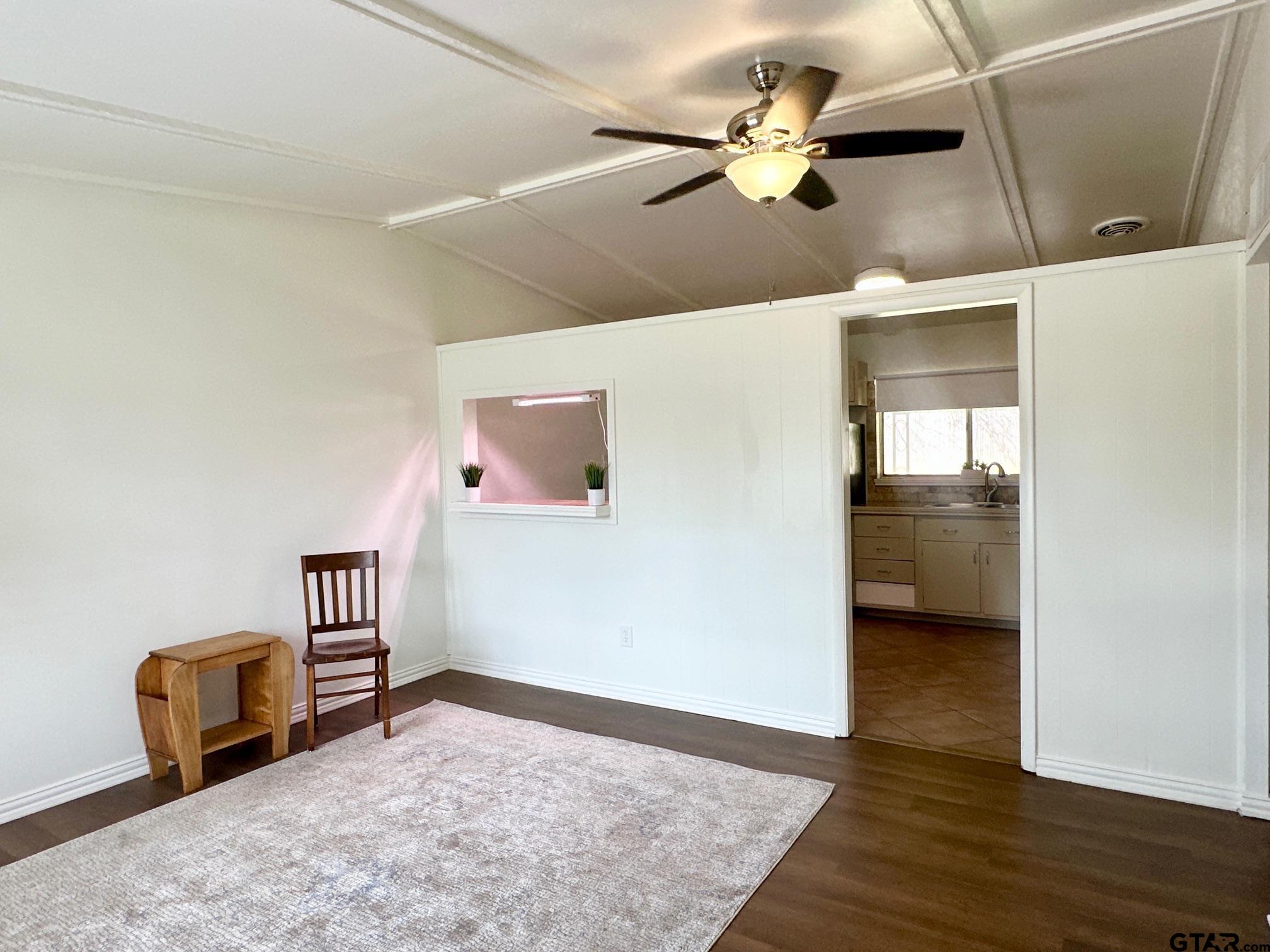 2412 East Devine Street Tyler, TX 75701 - Photo 4 of 27