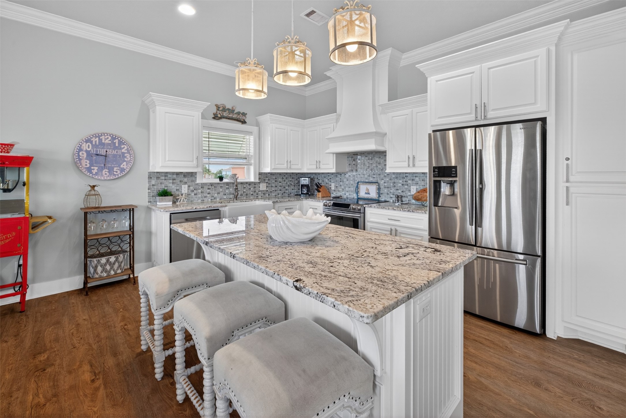 844 Eastview Crystal Beach, TX 77650 - Photo 9 of 41 Kitchen Area