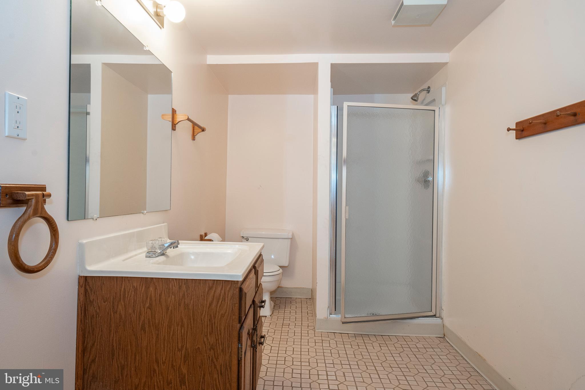 124 Hunters Lane Devon, PA 19333 - Photo 39 of 54 Gallery Image 39