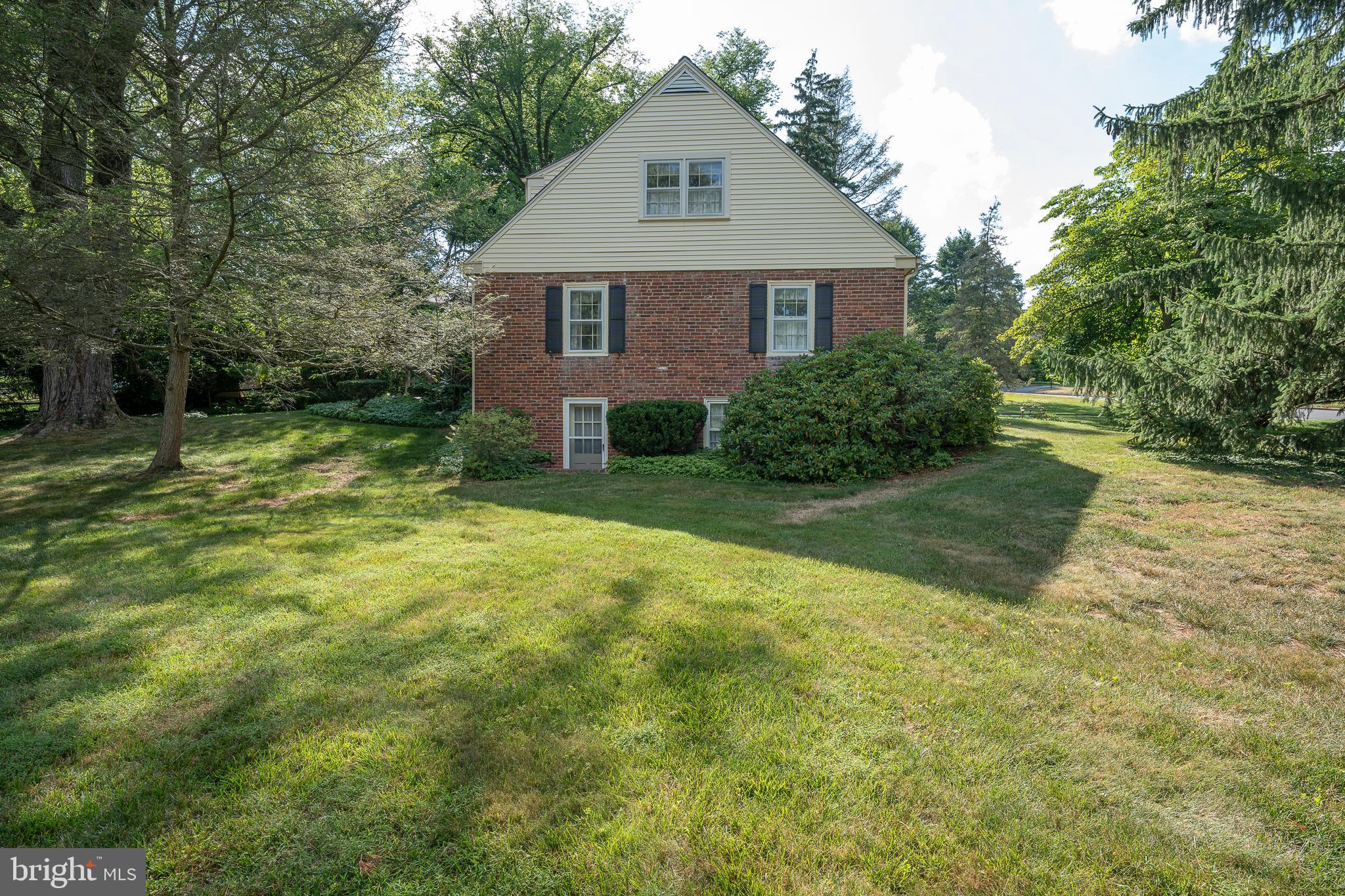 124 Hunters Lane Devon, PA 19333 - Photo 49 of 54 Gallery Image 49
