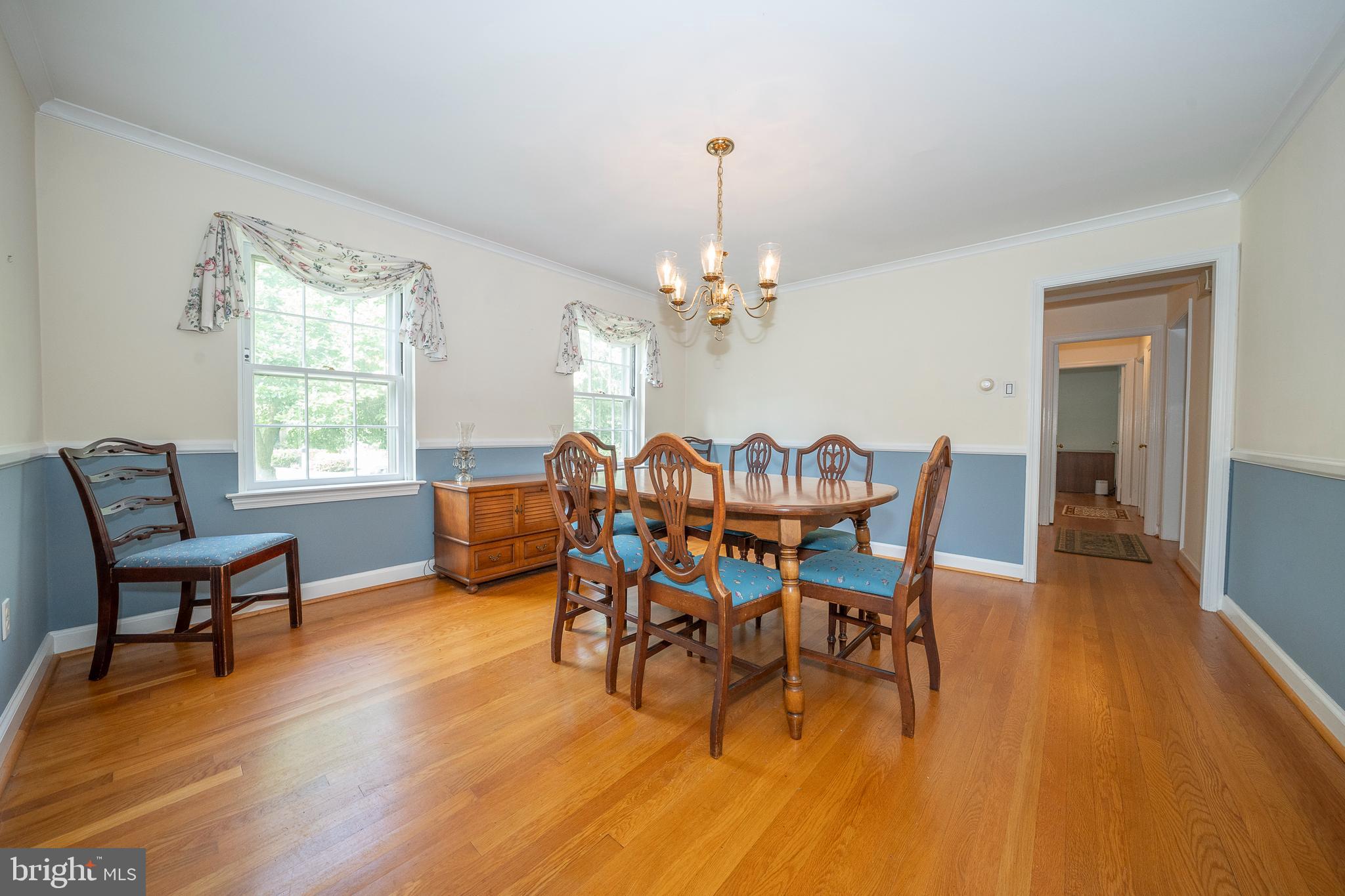 124 Hunters Lane Devon, PA 19333 - Photo 9 of 54 Gallery Image 9