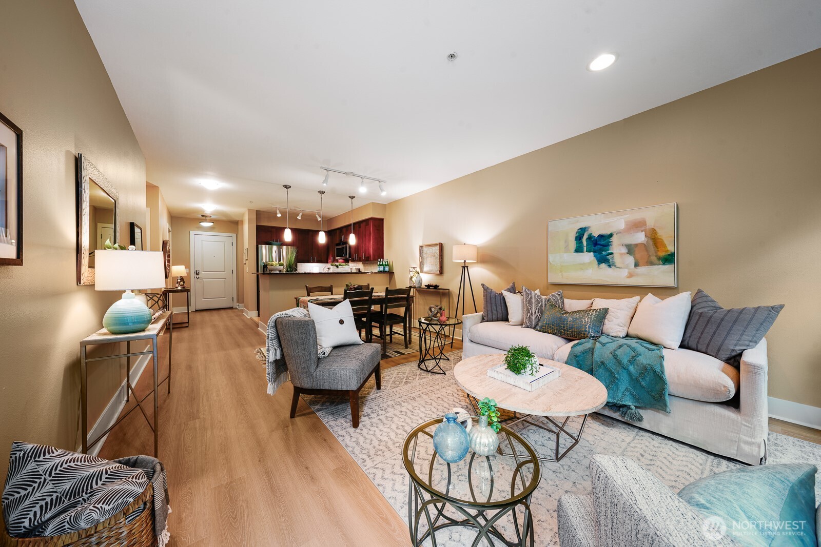 51 Pine Street, Unit 202 Edmonds, WA 98020 - Photo 7 of 31