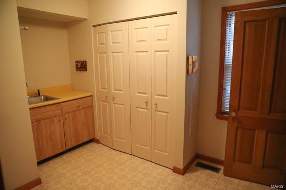 535 Dielman Road St. Louis, MO 63132 - Photo 27 of 31 Gallery Image 27