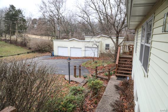 535 Dielman Road St. Louis, MO 63132 - Photo 4 of 31 Gallery Image 4