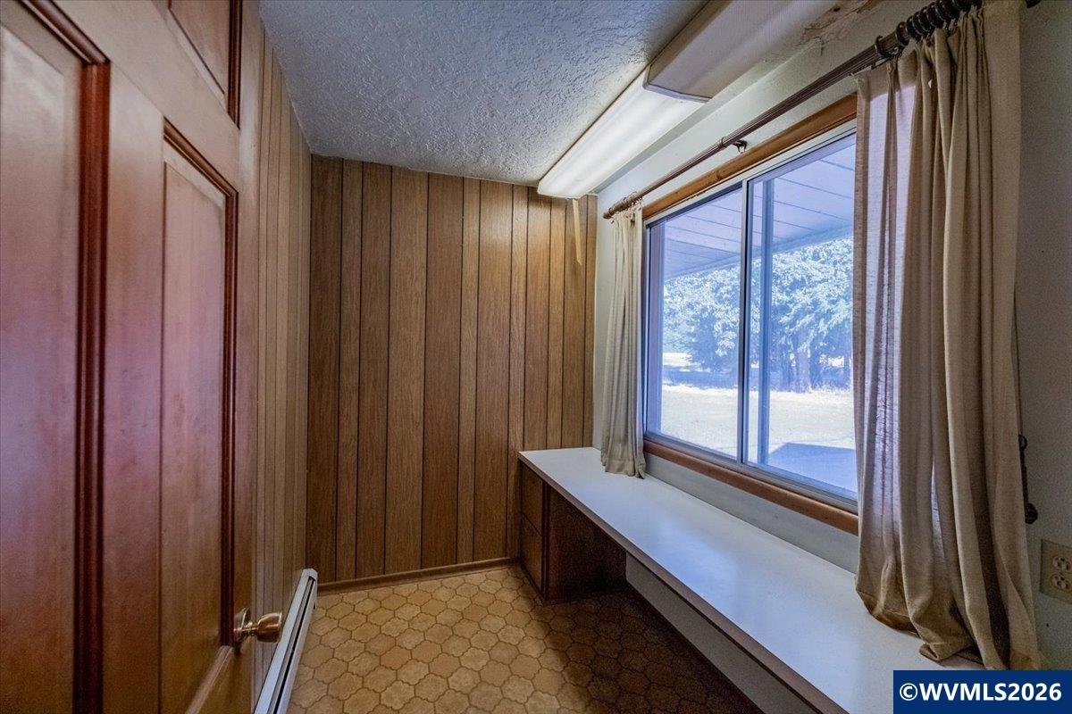 39179 Santiam Bluffs Road Northeast Albany, OR 97322 - Photo 24 of 43