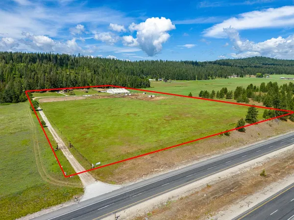 $925,000 | 315942 Highway 2, Elk, WA 99009