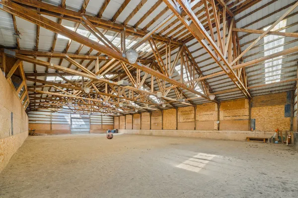 $925,000 | 315942 Highway 2, Elk, WA 99009