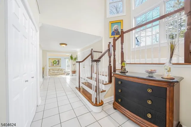 $1,349,000 | 3 Old Ln Extension, Montville, NJ 07082