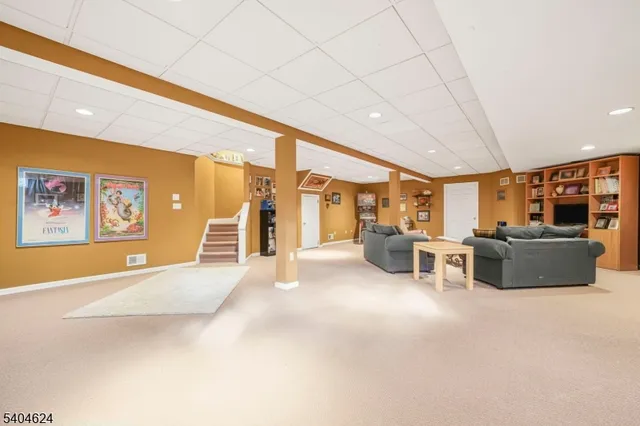 $1,349,000 | 3 Old Ln Extension, Montville, NJ 07082