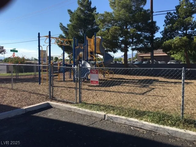 $975 | 1914 Cosmic Drive, Unit 1004, Las Vegas, NV 89115