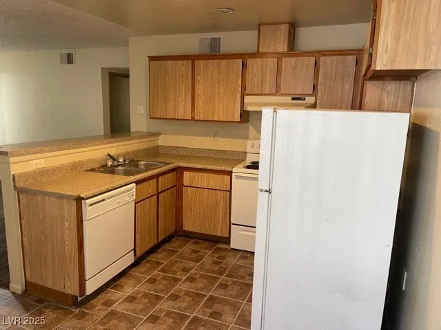 $975 | 1914 Cosmic Drive, Unit 1004, Las Vegas, NV 89115