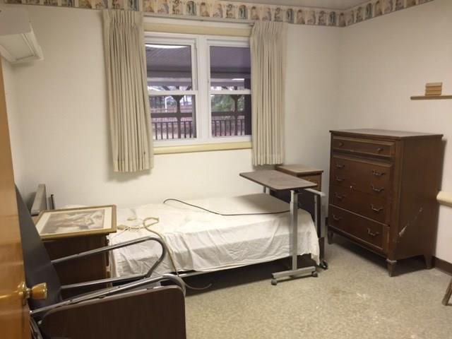 1035 Mercer Road Beaver Falls, PA 15010 - Photo 4 of 6 Gallery Image 4