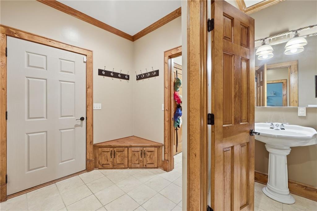 8980 Rowen Road De Soto, KS 66018 - Photo 24 of 69