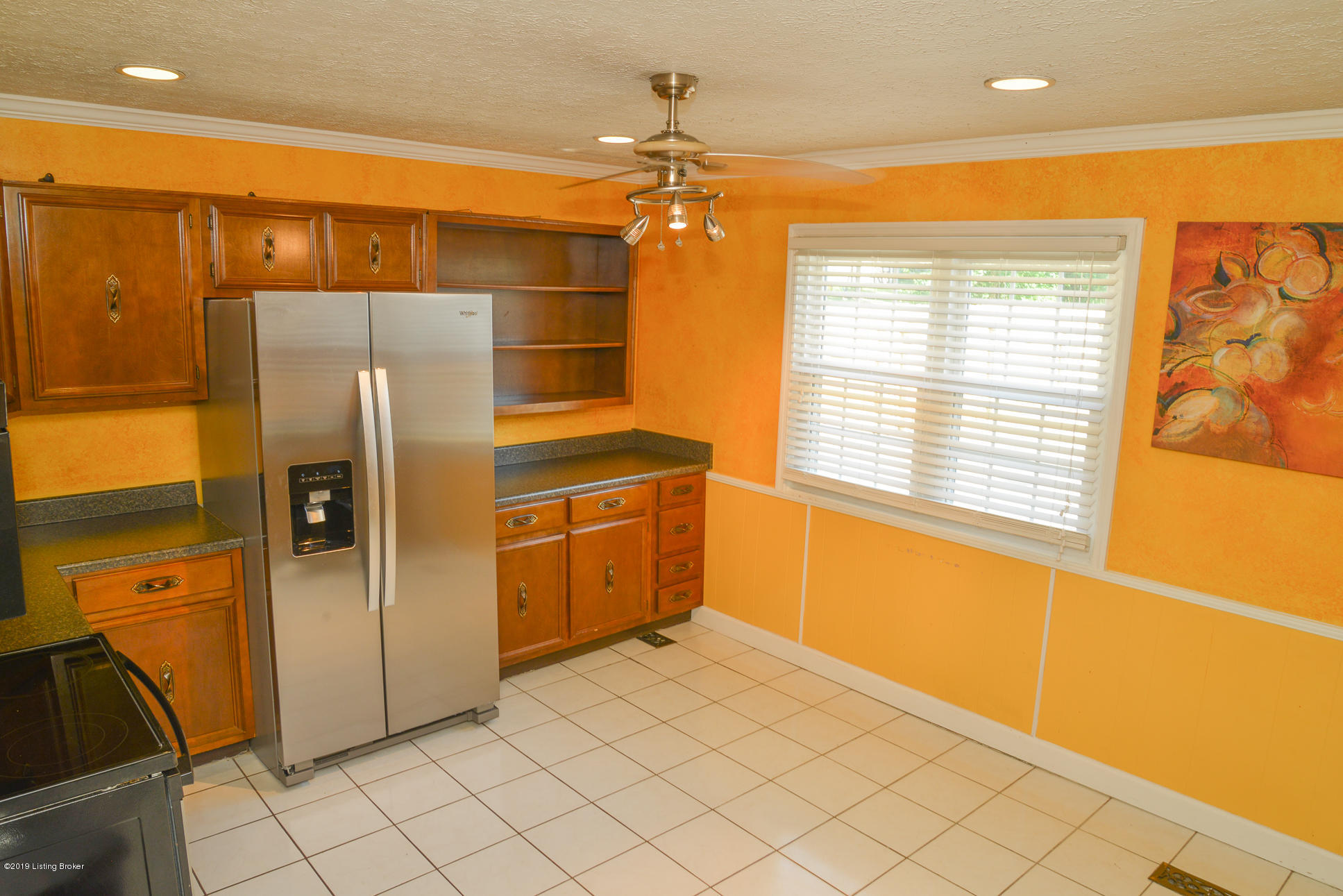 5112 Queens Castle Road Louisville, KY 40229 - Photo 11 of 35 5112_QueenCastleRd-9