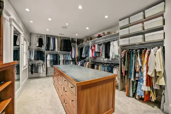 $8,950,000 | 820 Glorietta Boulevard, Coronado, CA 92118