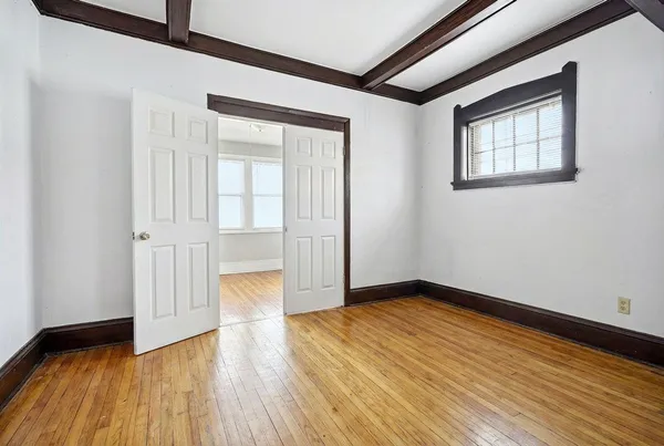 $1,245 | 604 Holly Avenue, Unit 201, St. Paul, MN 55102
