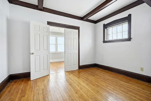 $1,245 | 604 Holly Avenue, Unit 201, St. Paul, MN 55102