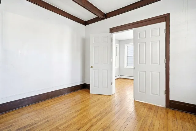 $1,245 | 604 Holly Avenue, Unit 201, St. Paul, MN 55102