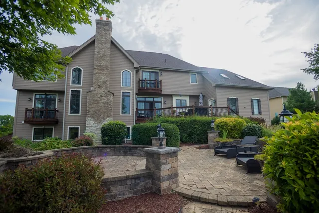 $1,100,000 | 7542 Thornhill Court, Yorkville, IL 60560