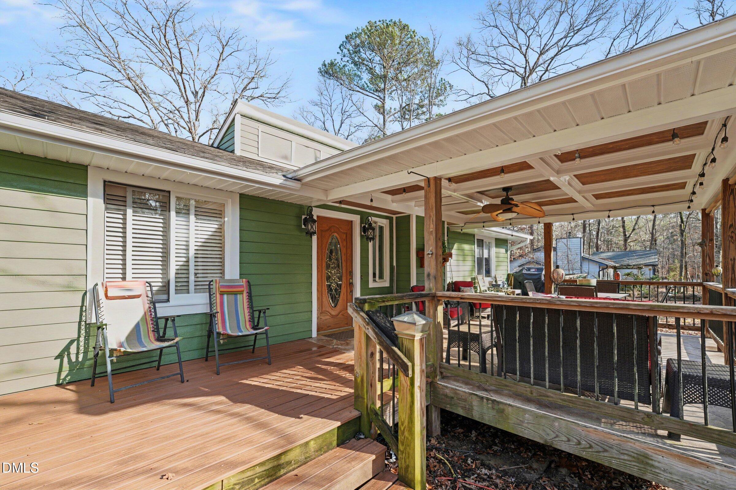 4308 Yates Mill Pond Road Raleigh, NC 27606 - Photo 4 of 31 004_file_3202