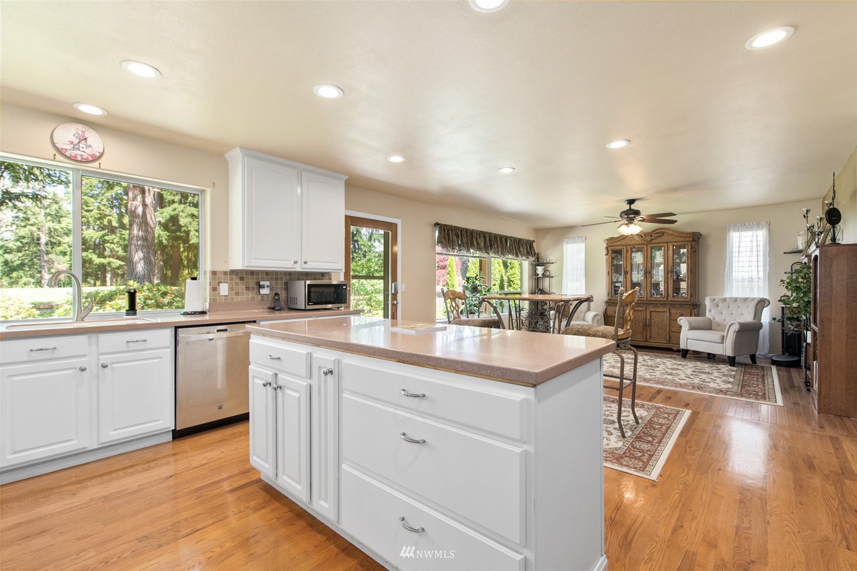 1390 East Old Ranch Road Allyn, WA 98524 - Photo 6 of 25 Gallery Image 6