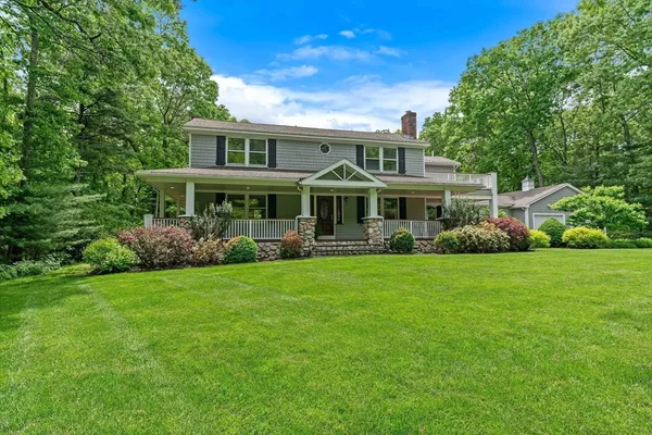$1,899,000 | 6 Brooks Hill Road, Lincoln, MA 01773