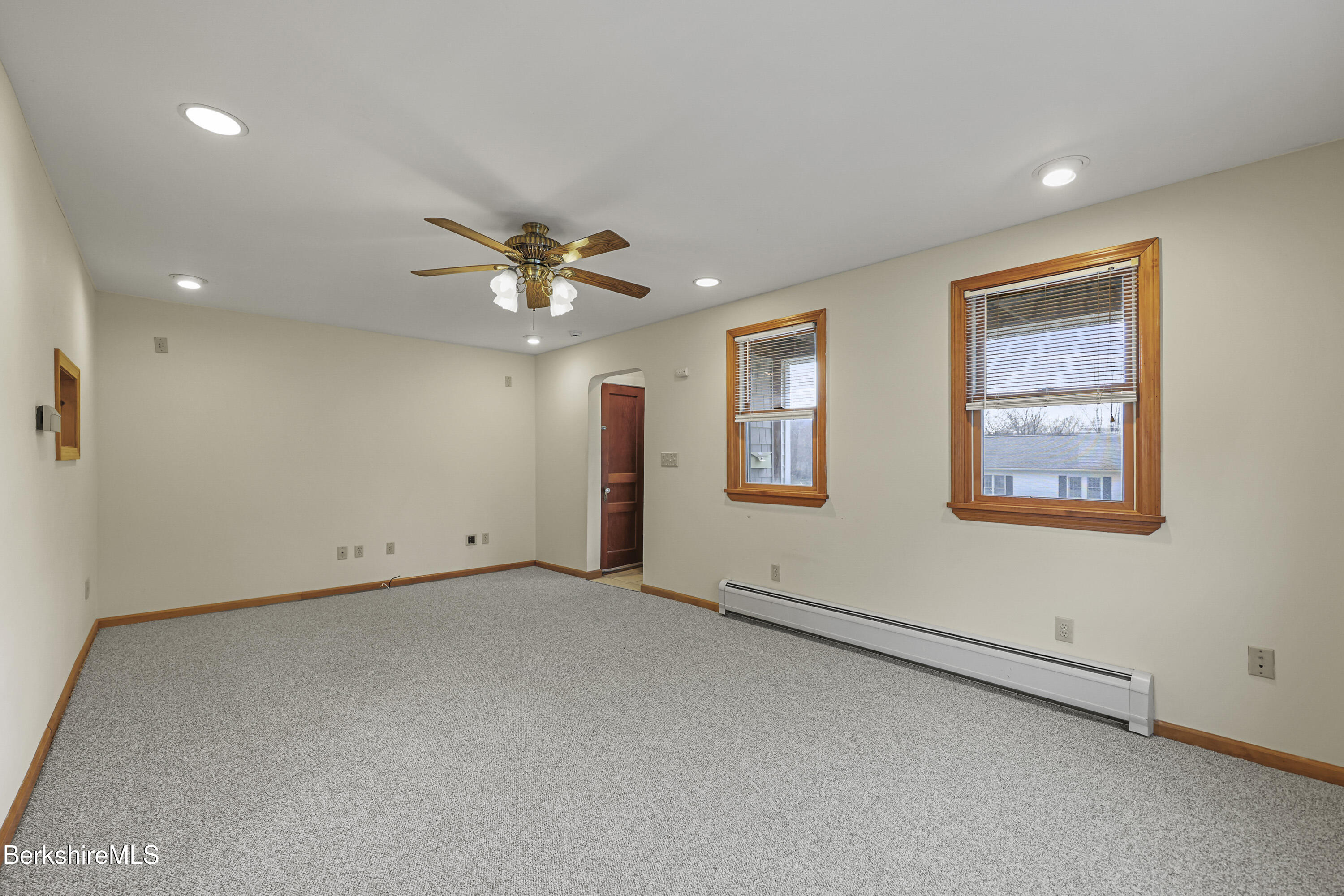 31-33 Apremont Street Adams, MA 01220 - Photo 5 of 42 Living Room