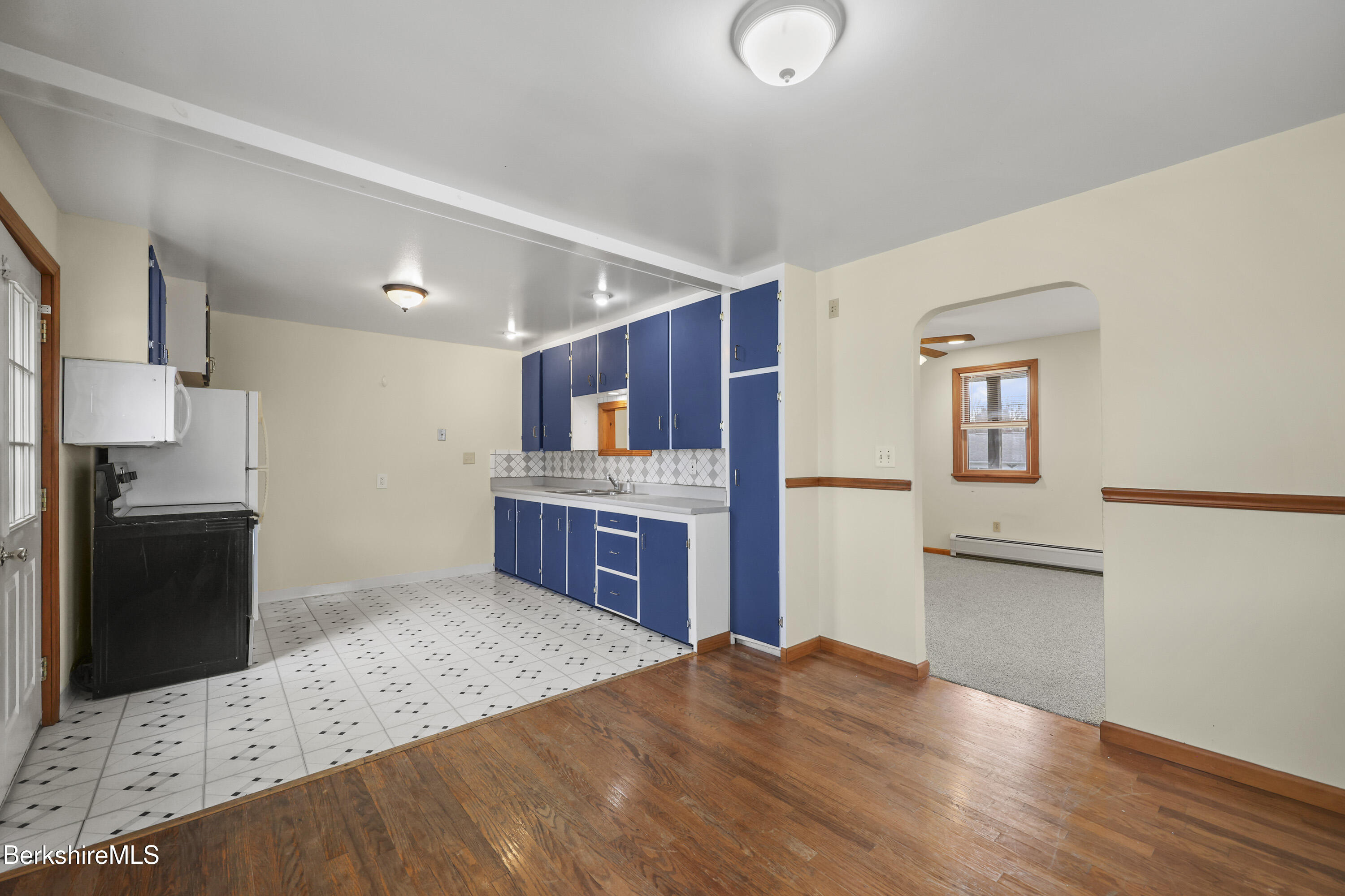 31-33 Apremont Street Adams, MA 01220 - Photo 9 of 42 Dining Room