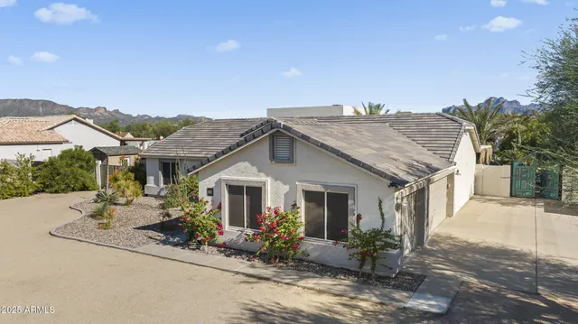 $2,195,000 | 813 North 110th Street, Mesa, AZ 85207