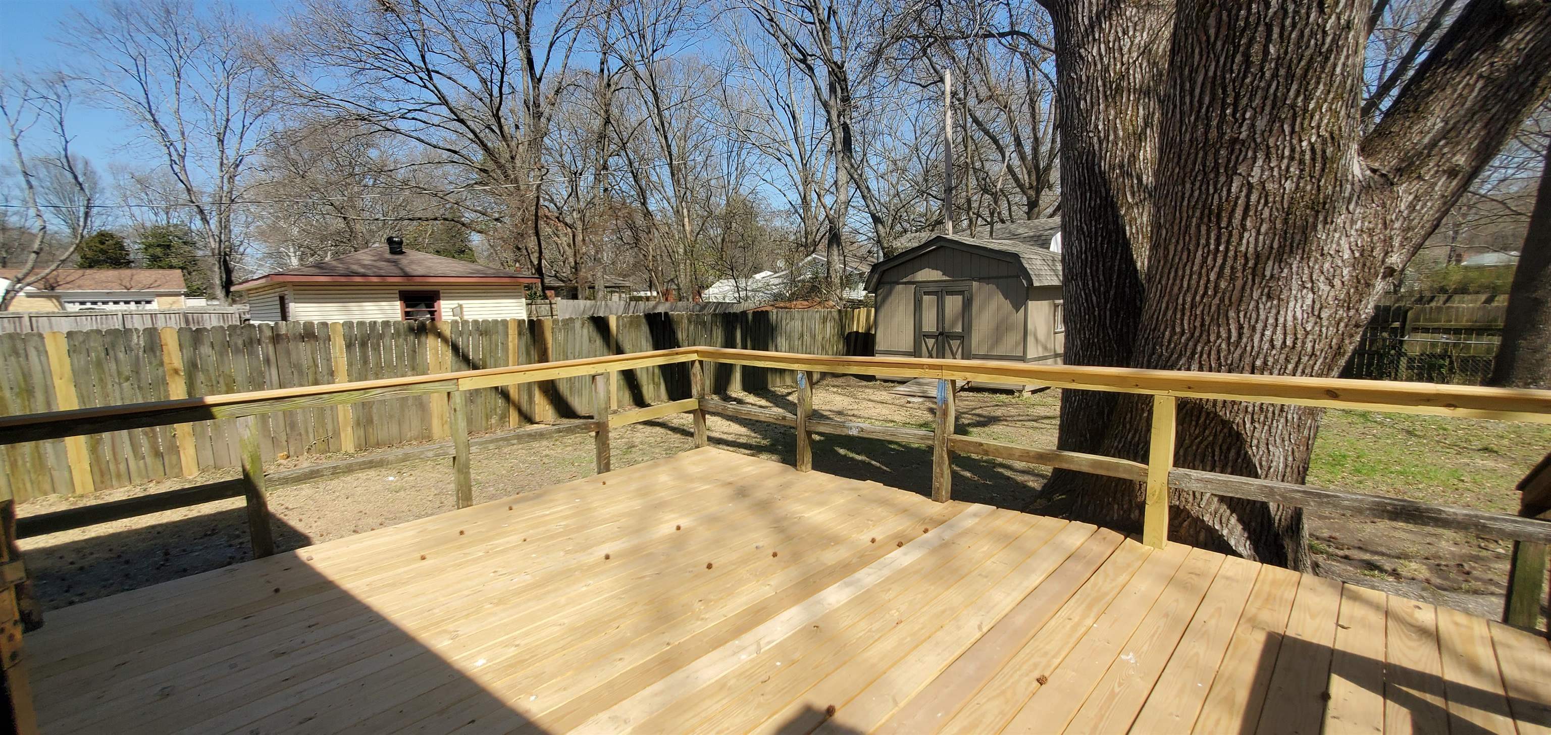 5352 Virgil Road Bartlett, TN 38134 - Photo 18 of 21 a view of a house with a swimming pool